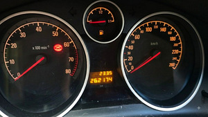 Opel (4 фото из 7)