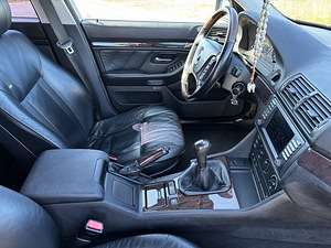 BMW 520i E39 (9 фото из 15)