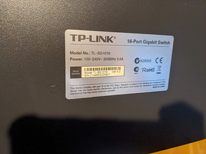 TP-LINK 16-портовый гигабитный коммутатор TL-SG1016 (4 фото из 4)