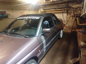 M/V Ford escort xr3 cabriolet (4 foto / 11)
