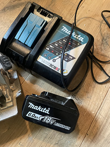 Комплект Makita (2 фото из 2)