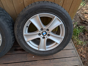 BMW X5 18 tolli talverattad rehvidega Style 209 5x120 (5 foto / 10)