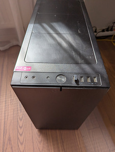 Lauaarvuti (i7-5820K,GTX1080,32GB RAM) (1 foto / 4)