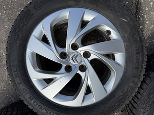 16" Citroen originaalveljed 5x108 + naastrehvid 205/60/16 (5 foto / 10)