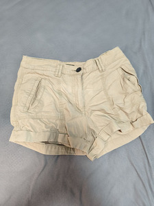 Brändi H&M lühikesed püksid (1 foto / 2)