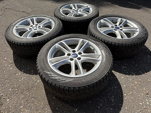 17" Ford originaalveljed 5x108 + 225/55/17 m+s (6-7mm) (3 foto / 9)