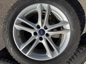 17" Ford originaalveljed 5x108 + 225/55/17 m+s (6-7mm) (8 foto / 9)