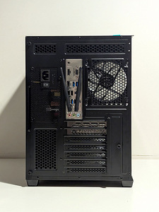 Ryzen 5 5600X, RTX3070Ti, 32GB DDR4, 1TB NVMe, Wifi,AIO,LCD (10 foto / 10)