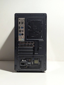 AMD Ryzen 5 5600, RTX4060, 32GB DDR4, 1TB NVMe, Wifi, LCD (10 foto / 10)