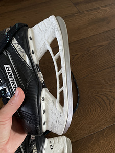 Детские хоккейные коньки Bauer Vapor б/у, размер 1.5 (5 фото из 6)