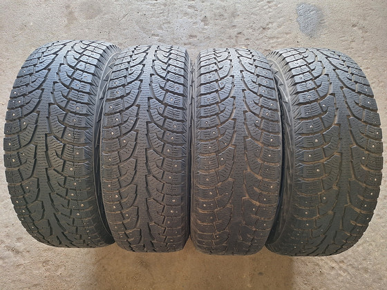 235/65/R17 Hankook Winter I Pike RW11 naastrehvid