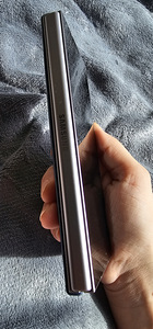 Samsung Galaxy Z Fold 6 (4 foto / 10)