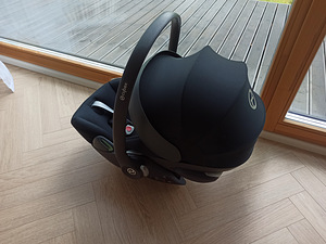Cybex Cloud G i-size + база Isofix G (3 фото из 8)