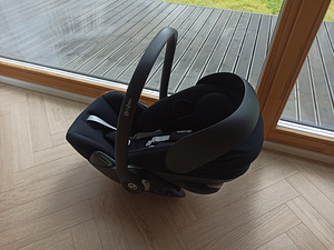 Cybex Cloud G i-size + база Isofix G (2 фото из 8)