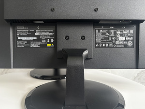 2 Lenovo C27-35 monitori (2 foto / 2)