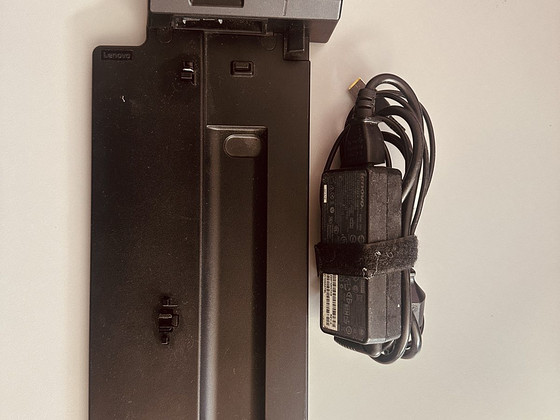 Lenovo Docking station + laadija