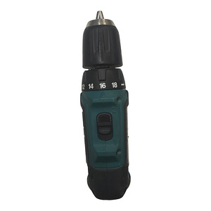 Акудрель Makita DF331D Без аку Деффект у паторона (2 фото из 5)