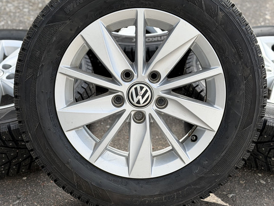 15" Volkswagen originaalveljed 5x112 + naastrehvid 195/65/15