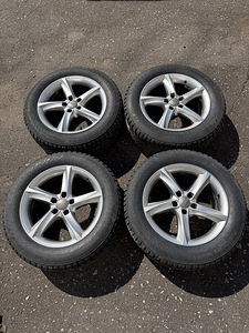 18" Audi veljed 5x112 + naastrehvid 235/60/18 (4 foto / 8)