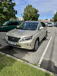 2013 Lexus RX 450h (6 foto / 10)