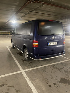 VW Caravelle (3 фото из 14)
