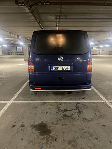 VW Caravelle (4 фото из 14)