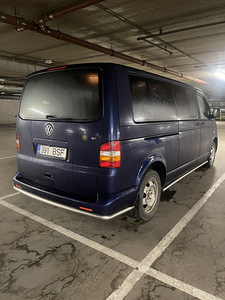 VW Caravelle (5 фото из 14)