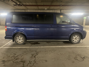 VW Caravelle (6 фото из 14)