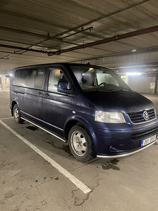 VW Caravelle (7 фото из 14)
