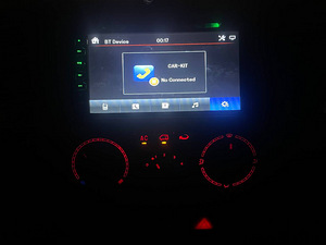 VW Caravelle (13 фото из 14)
