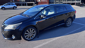 Muuja Toyota avensis (2 foto / 9)
