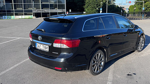 Muuja Toyota avensis (3 foto / 9)