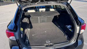 Muuja Toyota avensis (5 foto / 9)