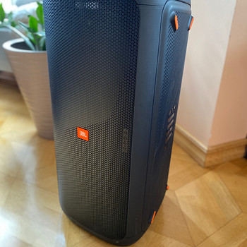 Bluetooth-колонка JBL PartyBox 200