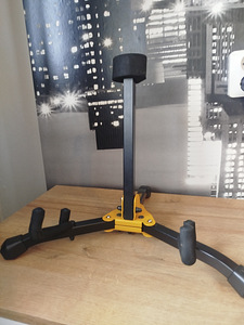 Elektrikitarri klapitavad standid (4 foto / 4)