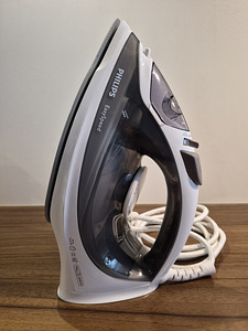 Утюг Philips EasySpeed (2 фото из 9)