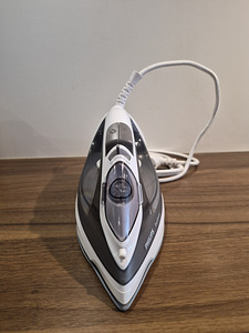 Утюг Philips EasySpeed (4 фото из 9)