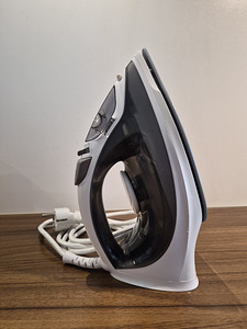 Утюг Philips EasySpeed (5 фото из 9)