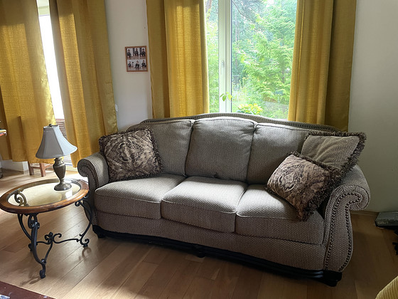 Диваны Laura Ashley
