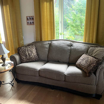 Диваны Laura Ashley