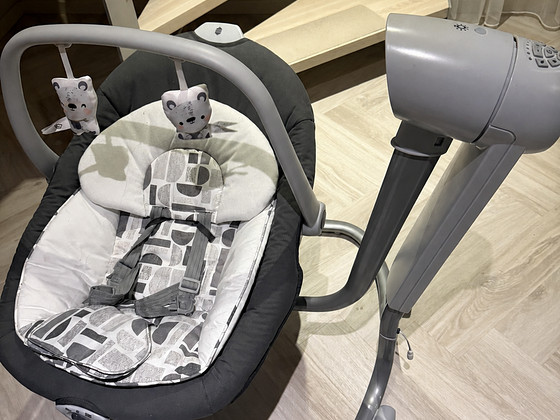 Joie Serina 2in1 baby swing and rocker