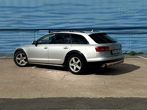 Audi A6 Allroad 3.0 180кВт (4 фото из 14)