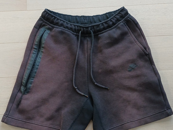 Lühikesed püksid Nike tech fleece