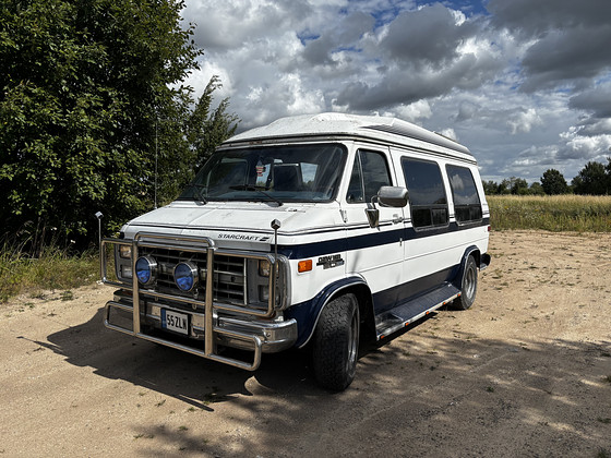Chevy G20 Starcraft