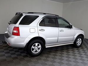 Kia Sorento Facelift ATM 2.5 CRD 125kW (3 фото из 7)