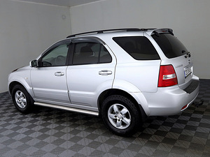 Kia Sorento Facelift ATM 2.5 CRD 125kW (4 фото из 7)