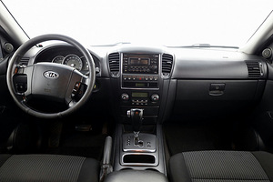 Kia Sorento Facelift ATM 2.5 CRD 125kW (5 фото из 7)
