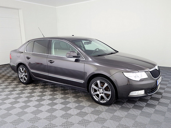 Skoda Superb Highline ATM 2.0 TDI 103kW