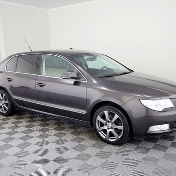 Skoda Superb Highline ATM 2.0 TDI 103kW