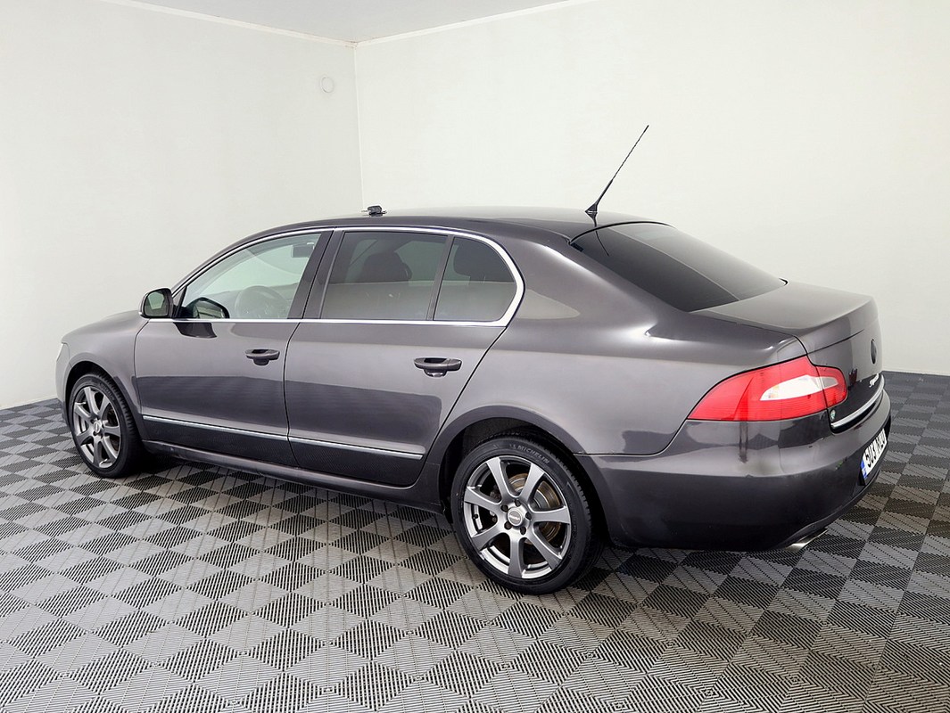 Skoda Superb Highline ATM 2.0 TDI 103kW